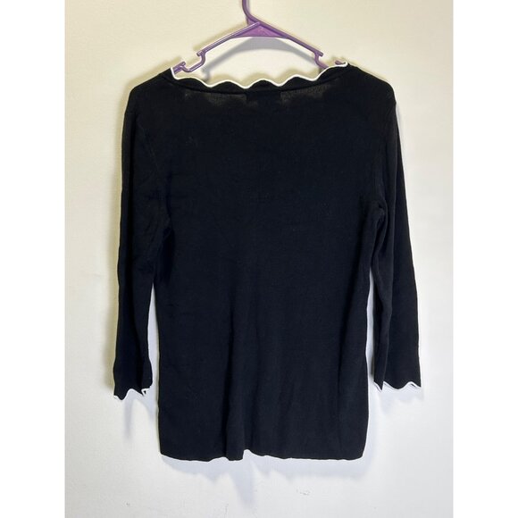 Roz & Ali Black Scalloped V-Neck Sweater Top M 3/4 Sleeve White Trim Knit Pullov - Picture 5 of 7